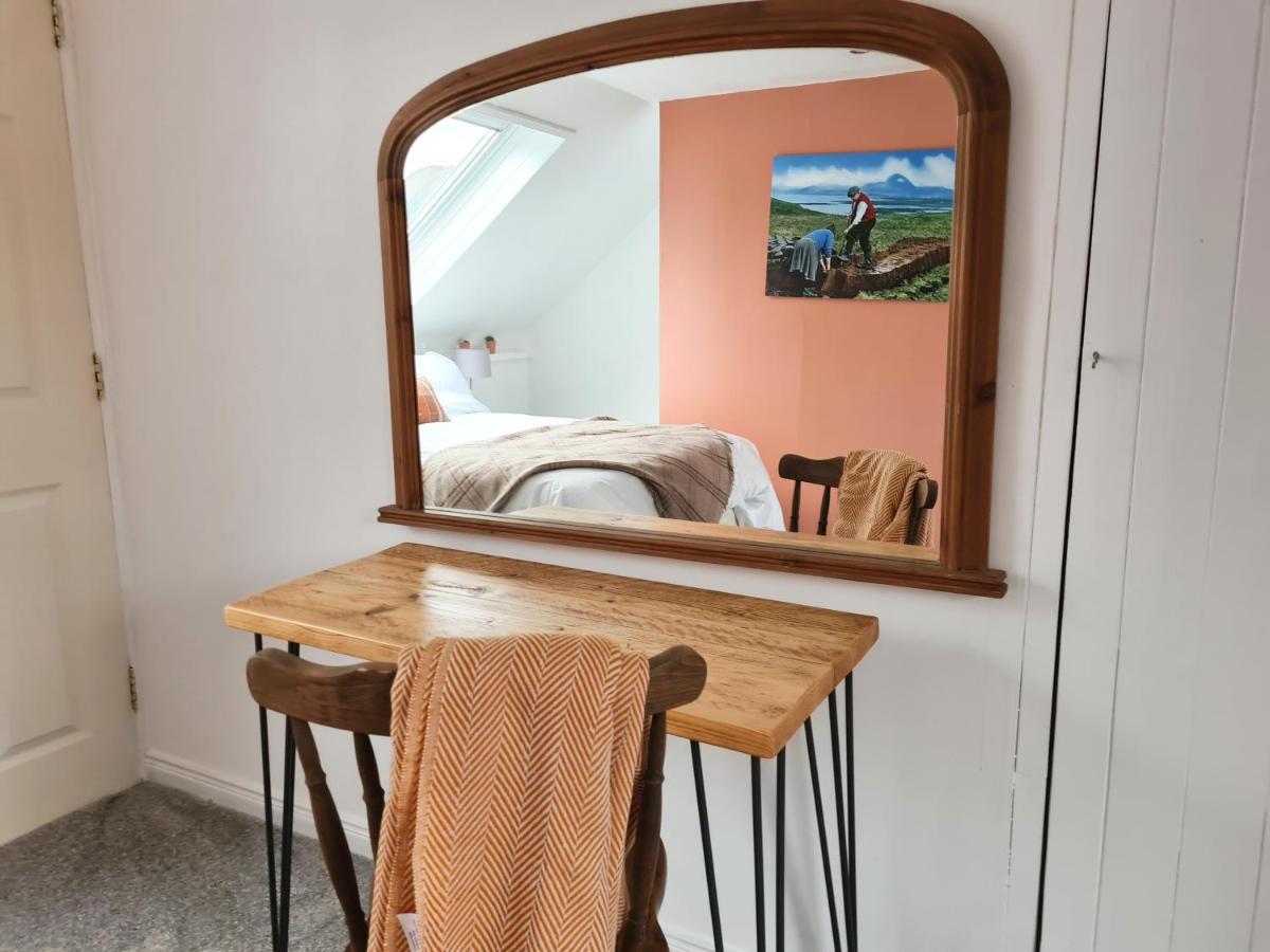 Luib House. Spacious Self-Catering By The Sea. Бродфорд Екстериор снимка